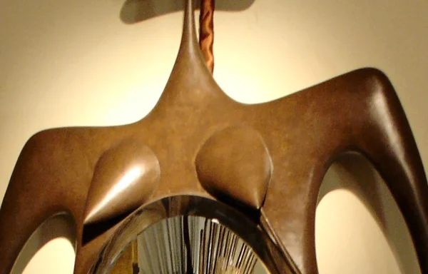 “Femme miroir” mirror – Philippe Hiquily